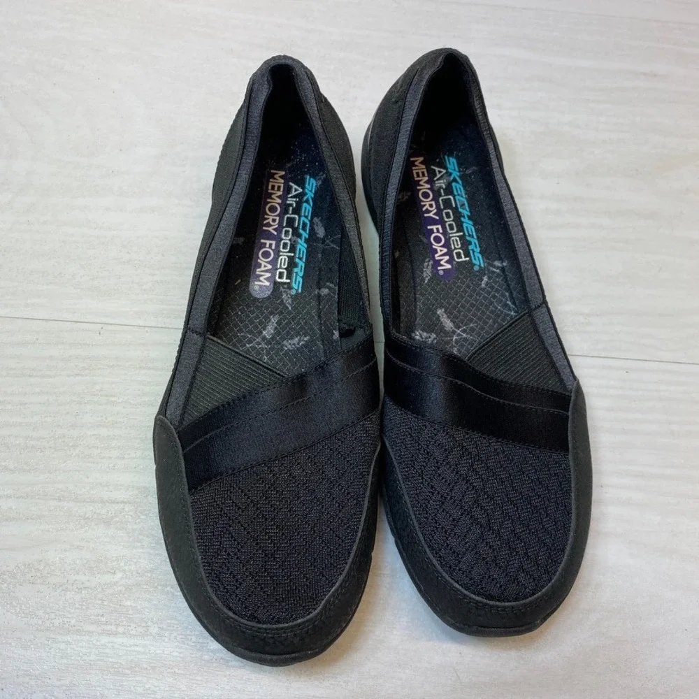 Skechers Womens 7 Slip On Flats Microburst 2.0 Black Textile Memory Foam Comfort